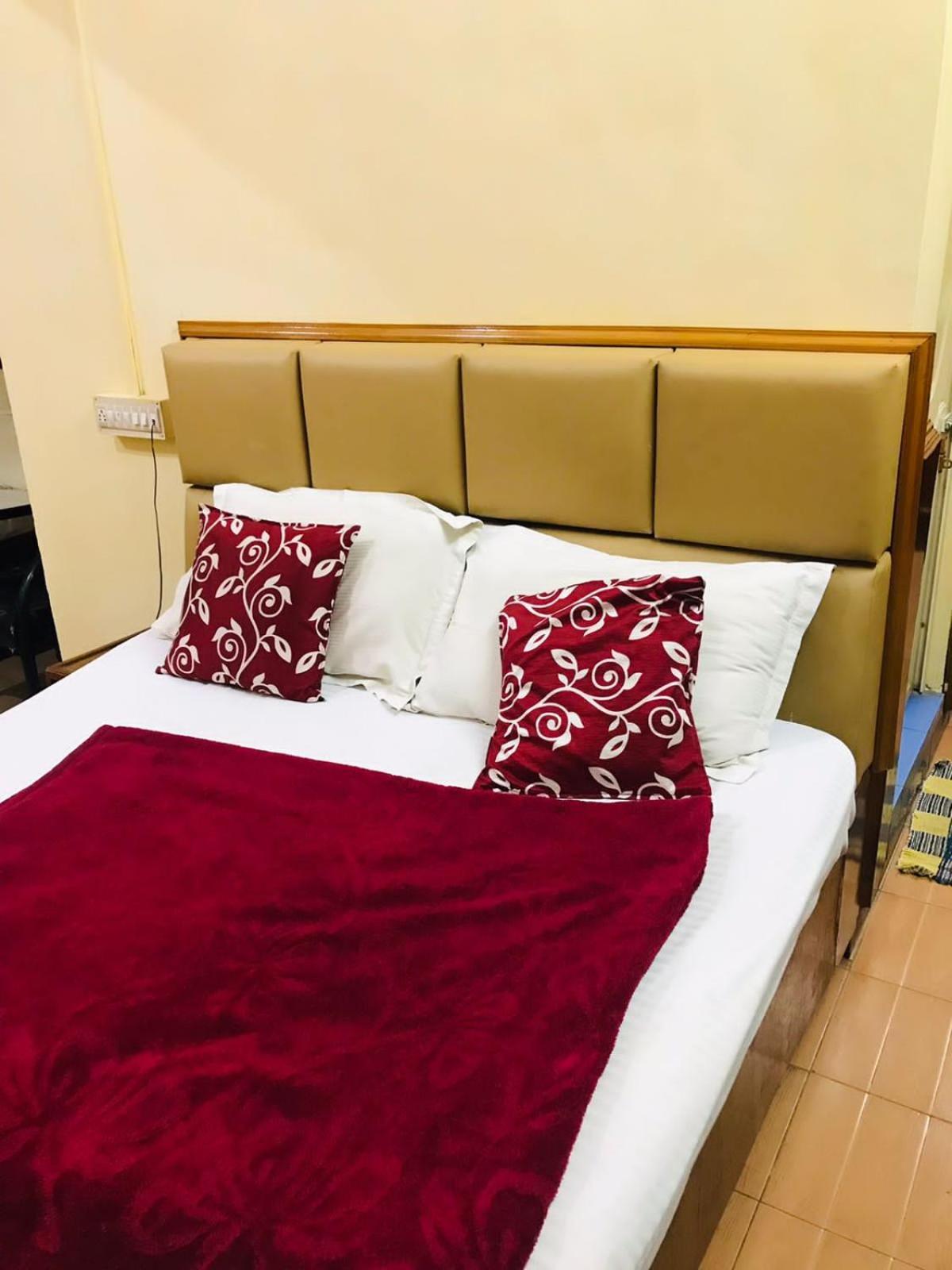 Hotel Mystique Inn Ooty Oda fotoğraf